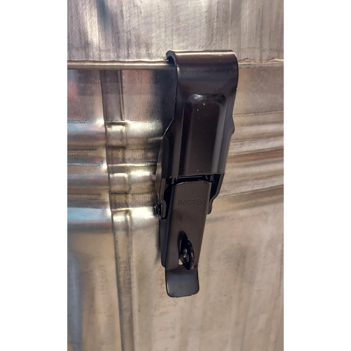 50kg Galvanised Feed Hopper With 7" Pan Feeder